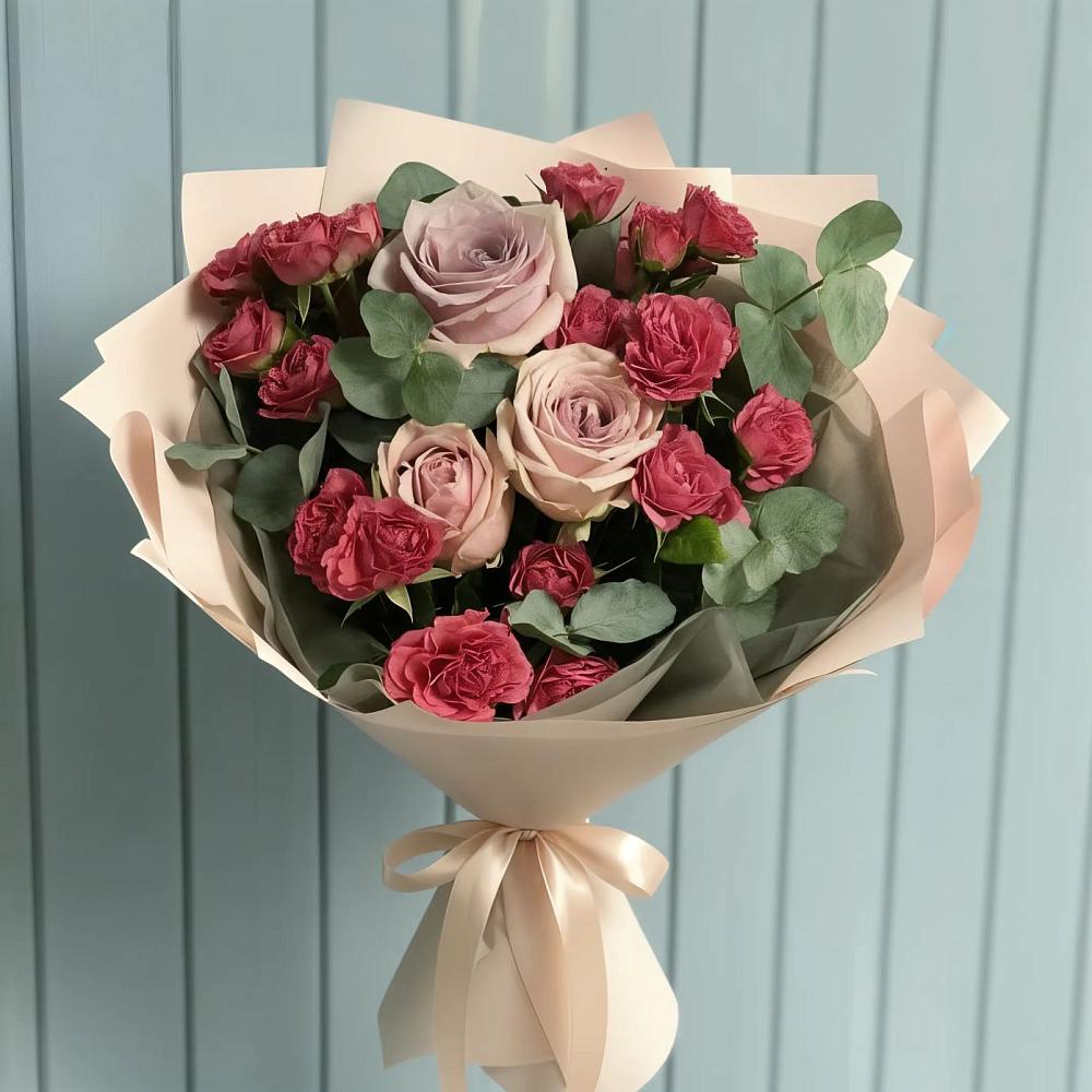 Букет цветов из: Гвоздики и Розы в Бежецке