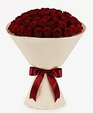 Букет 101 Бордовая роза Блэк Бакарра в Бежецке
