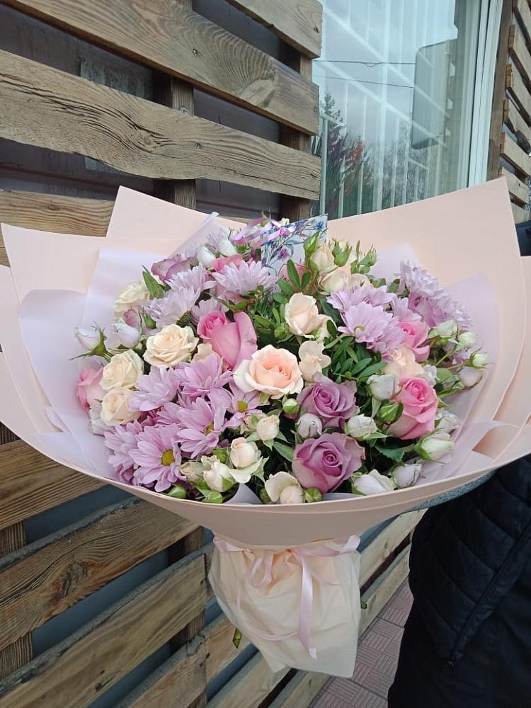 Букет цветов из: Розы и Хризантемы в Бежецке