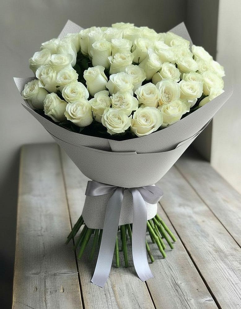 Букет 35 Белых роз в Бежецке