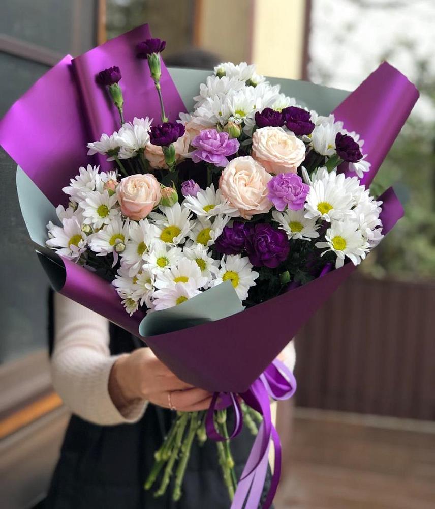 Букет цветов из: Хризантемы, Гвоздики и Розы в Бежецке