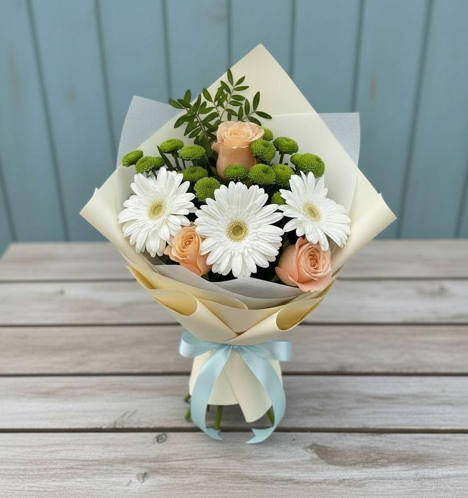 Букет цветов из: Герберы, Розы и Хризантемы в Бежецке