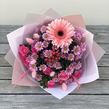 Букет цветов из:  Розы, Герберы и Хризантемы в Бежецке
