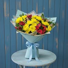 Букет цветов из:  Альстромерии и Хризантемы в Бежецке