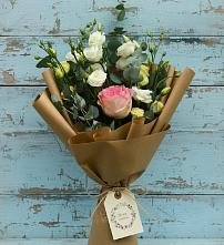 Букет цветов из:  Розы и Лизиантусы #REPLACE_PRED# Бежецке